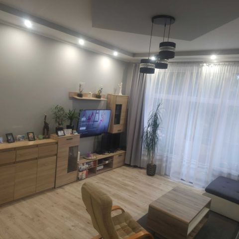 Mieszkanie 3-pokojowe Nysa. Zdjęcie 1