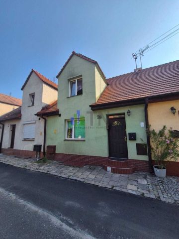 dom szeregowy, 4 pokoje Wrocław Krzyki, ul. Kamieniecka. Zdjęcie 1