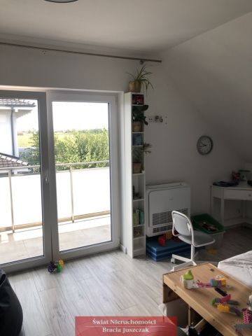 dom wolnostojący, 5 pokoi Żerniki Wrocławskie. Zdjęcie 11