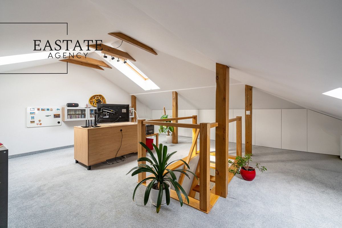 bliźniak, 5 pokoi Łomianki. Zdjęcie 18