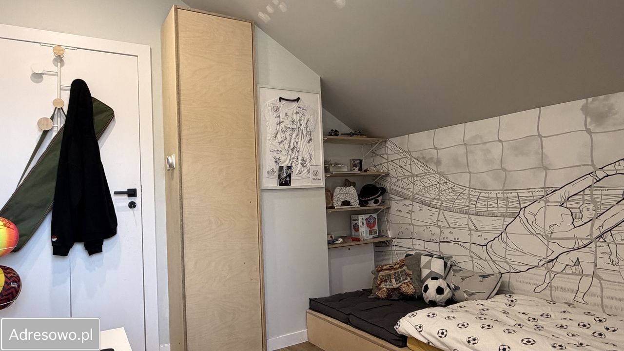 dom wolnostojący, 5 pokoi Tarnowskie Góry, ul. Jaworowa. Zdjęcie 3