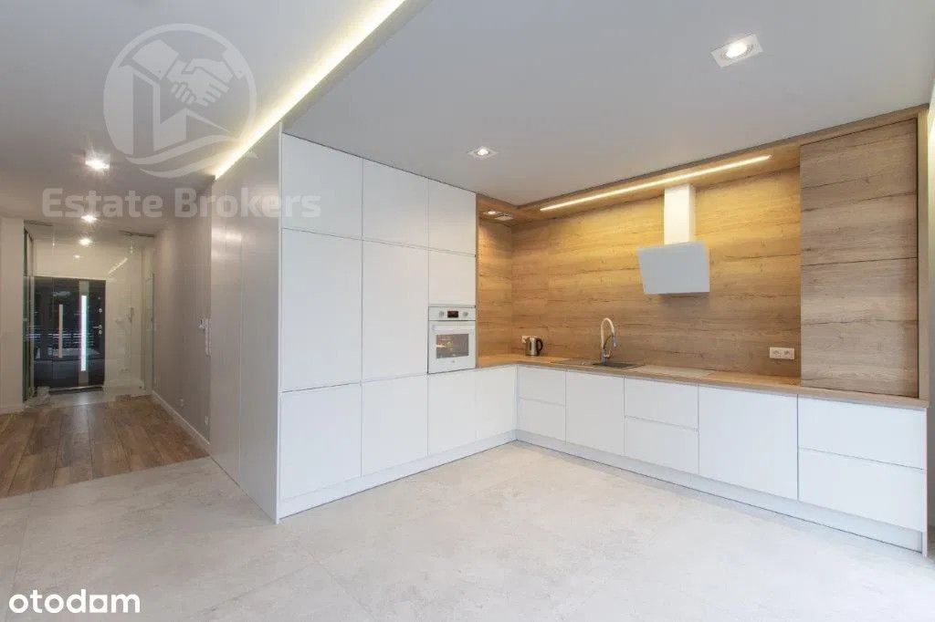 bliźniak, 6 pokoi Wrocław Krzyki, ul. gen. Stefana Grota-Roweckiego. Zdjęcie 2