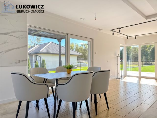 dom wolnostojący, 4 pokoje Pisarzowice. Zdjęcie 10