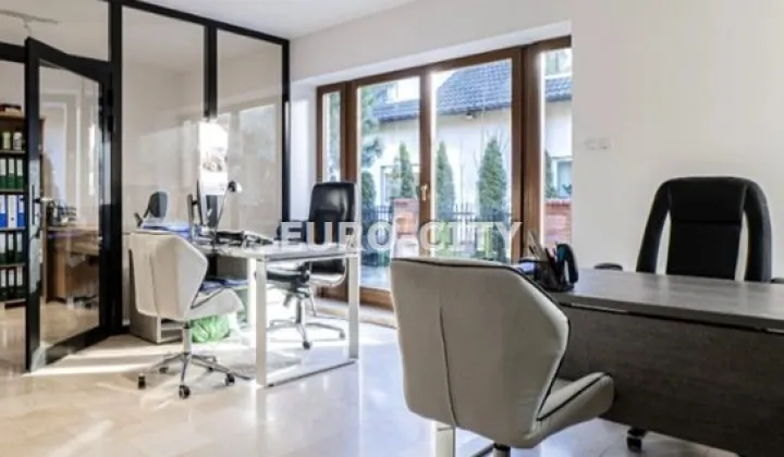 dom wolnostojący, 10 pokoi Wrocław Muchobór Mały, ul. Mińska