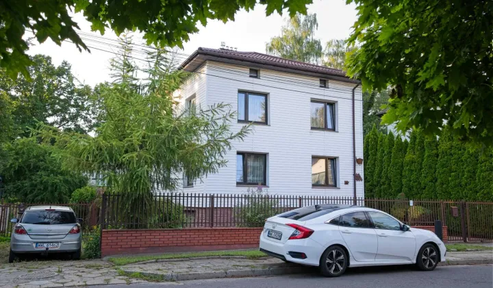 dom wolnostojący, 5 pokoi Zielonka, ul. Adama Mickiewicza