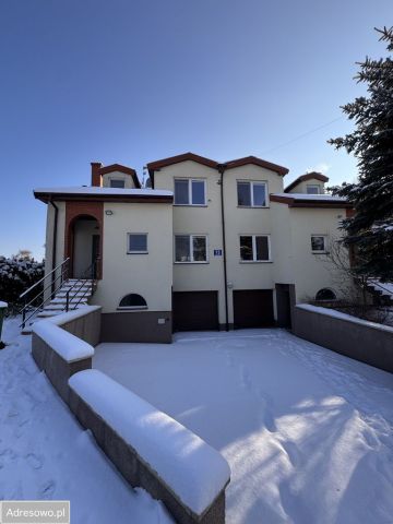 dom wolnostojący, 11 pokoi Okuniew, ul. Rattanowa. Zdjęcie 1