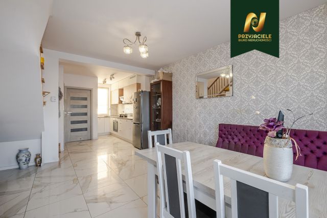 dom szeregowy, 3 pokoje Borowiec. Zdjęcie 3