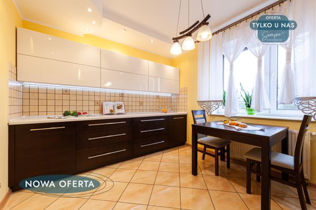 dom wolnostojący, 5 pokoi Bełchatów, ul. Wielkopolska. Zdjęcie 8