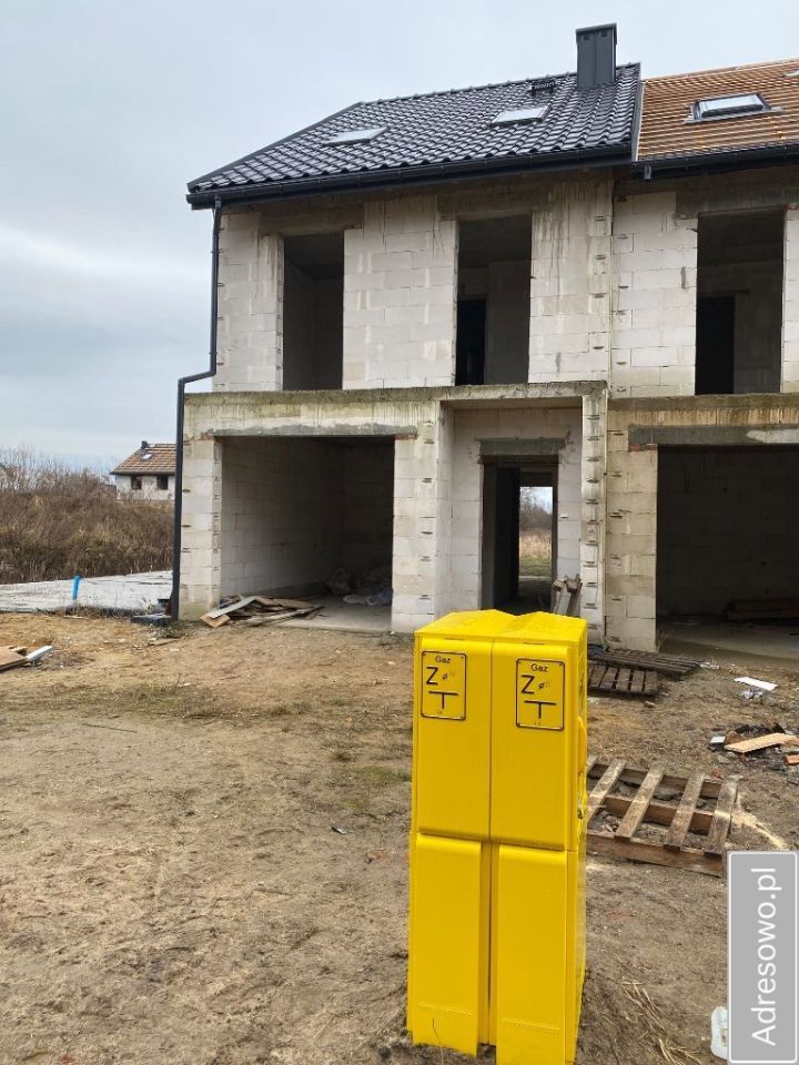 dom szeregowy, 5 pokoi Lubin Małomice, ul. Małomicka. Zdjęcie 7