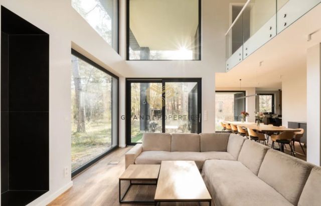 dom wolnostojący, 7 pokoi Warszawa Radość. Zdjęcie 1