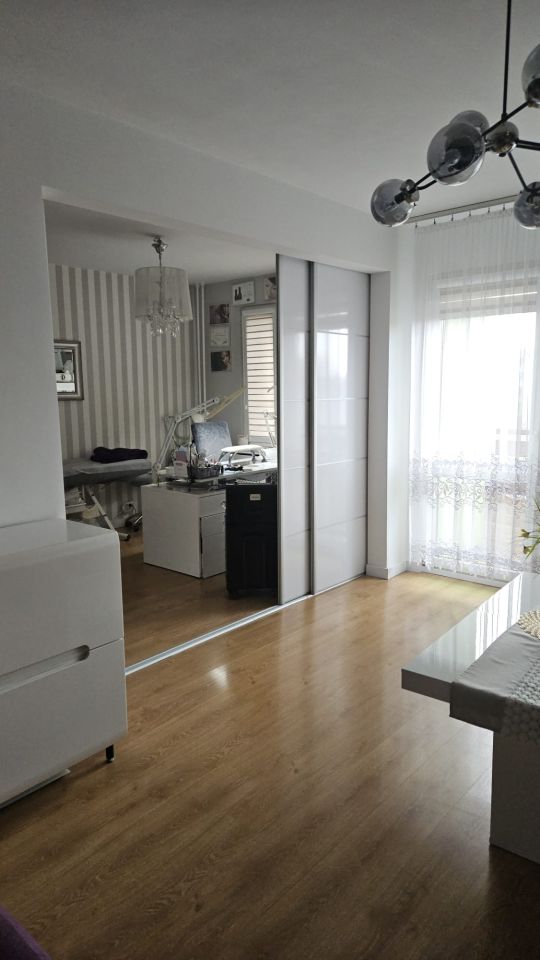 Mieszkanie 4-pokojowe Legnica Piekary Wielkie, Hubalczyków. Zdjęcie 3