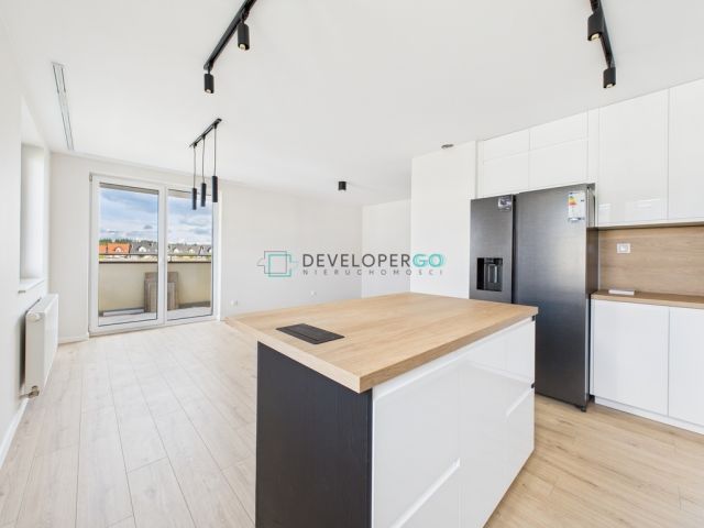 Mieszkanie 3-pokojowe Nowodworce. Zdjęcie 3