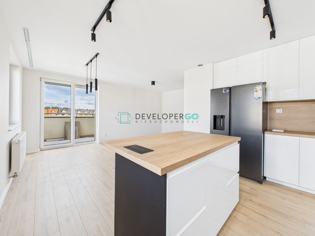 Mieszkanie 3-pokojowe Nowodworce. Zdjęcie 3