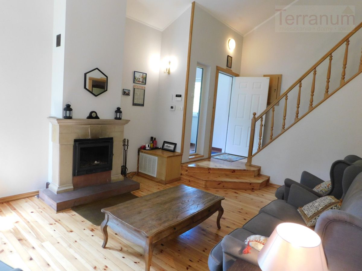 dom wolnostojący, 5 pokoi Jachranka. Zdjęcie 4