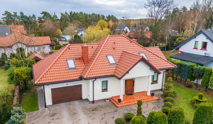 dom wolnostojący, 5 pokoi Borowa Góra, ul. Długa