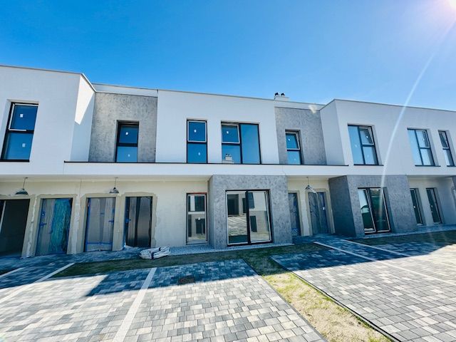 Mieszkanie 3-pokojowe Lesznowola. Zdjęcie 5