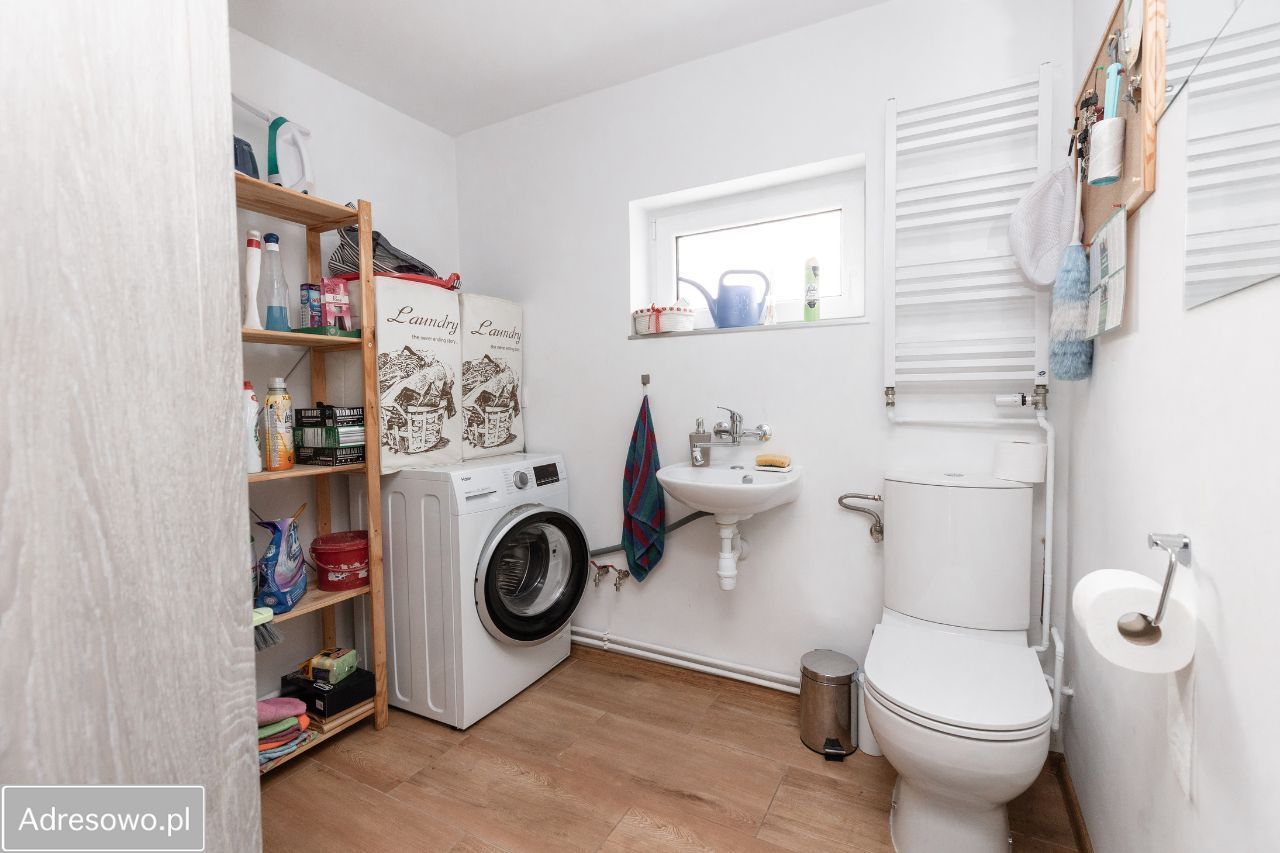 dom wolnostojący, 5 pokoi Lgiń. Zdjęcie 2