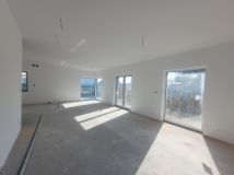 bliźniak, 6 pokoi Opacz Mała