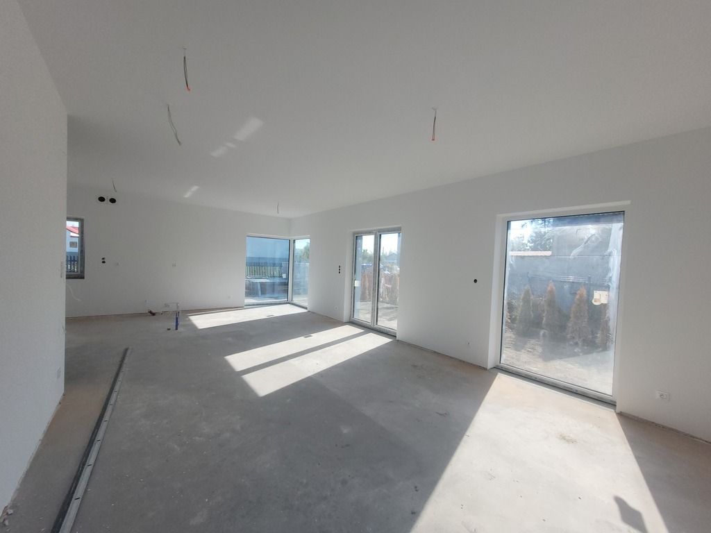 bliźniak, 6 pokoi Opacz Mała