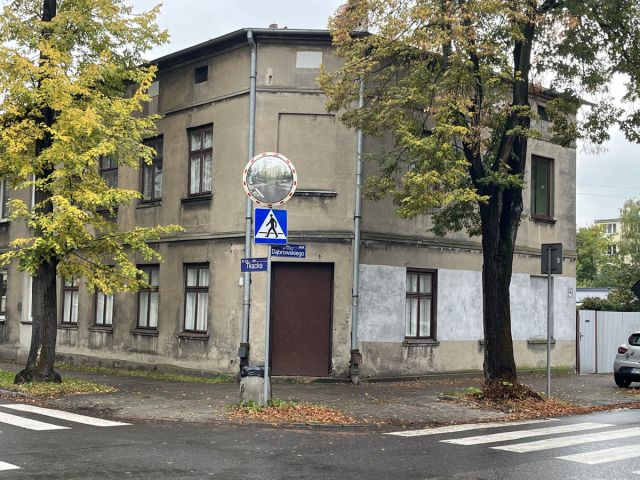 kamienica Pabianice, ul. gen. Jarosława Dąbrowskiego. Zdjęcie 1