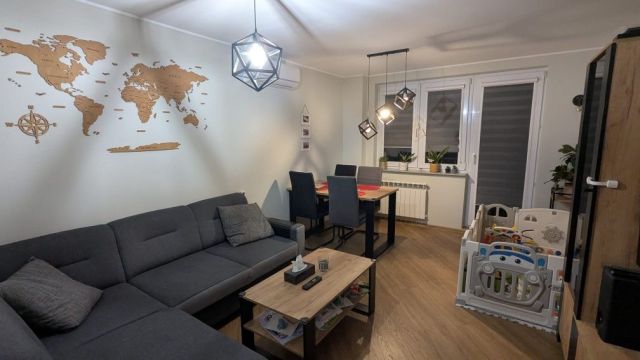 Mieszkanie 3-pokojowe Gliwice Trynek, ul. Lotników. Zdjęcie 1