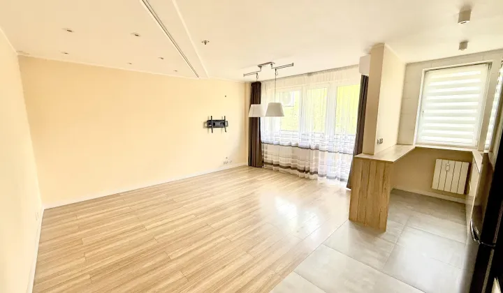 Mieszkanie 4-pokojowe Warszawa Bemowo, ul. Budy