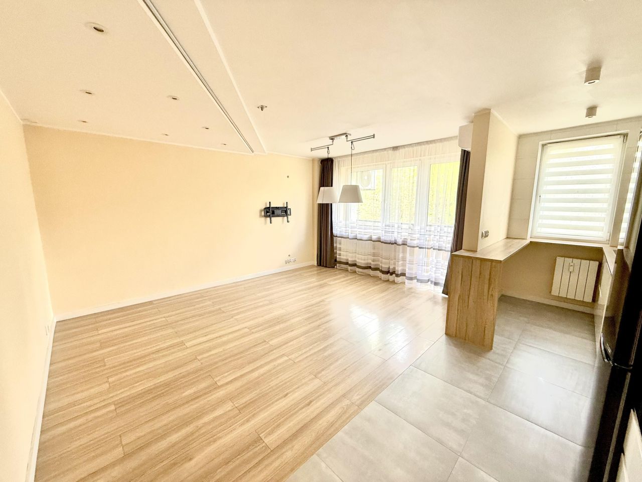 Mieszkanie 4-pokojowe Warszawa Bemowo, ul. Budy. Zdjęcie 2