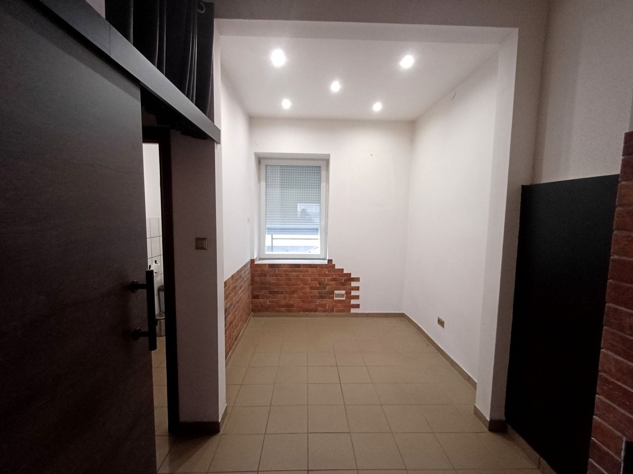 Lokal Żyrardów Centrum, ul. Waleriana Łukasińskiego. Zdjęcie 5