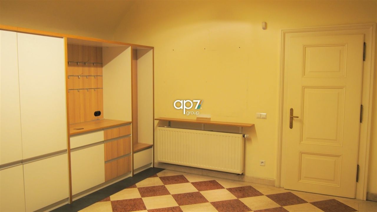 Lokal Kraków Stare Miasto, ul. Krupnicza. Zdjęcie 10