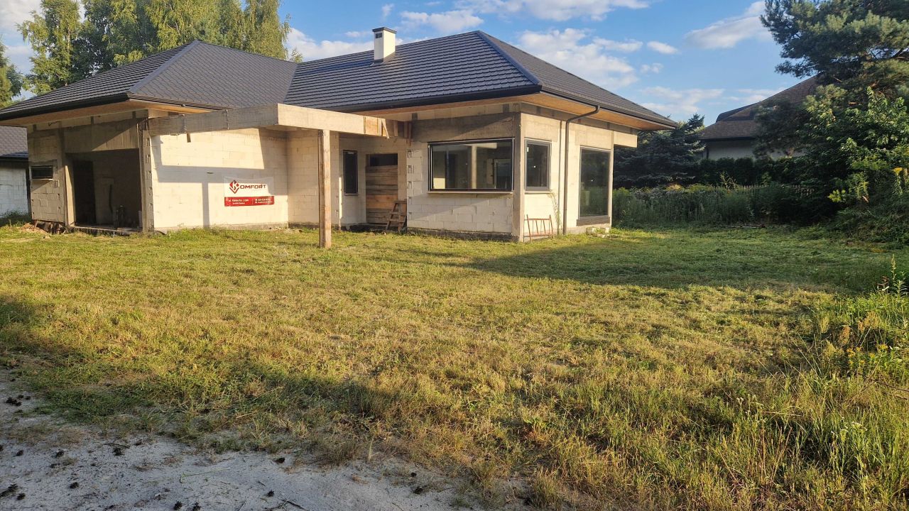 dom wolnostojący Ostrowiec Świętokrzyski, ul. Folwark Piaski. Zdjęcie 1