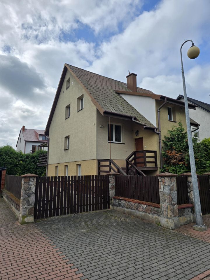 dom wolnostojący, 6 pokoi Ostrołęka Pomian, ul. Brzoskwiniowa. Zdjęcie 3