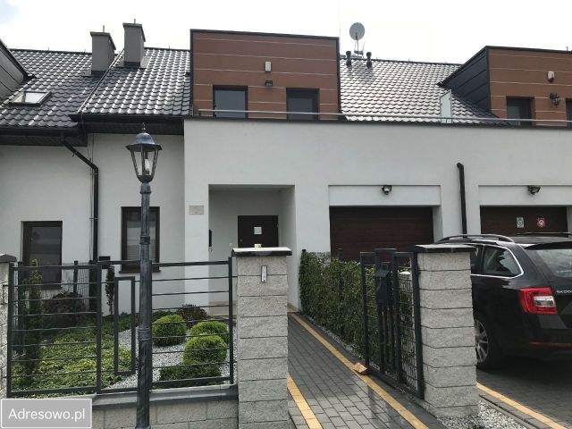 dom szeregowy, 4 pokoje Płock Winiary, ul. Przyjazna. Zdjęcie 1