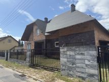 dom wolnostojący Tłuszcz