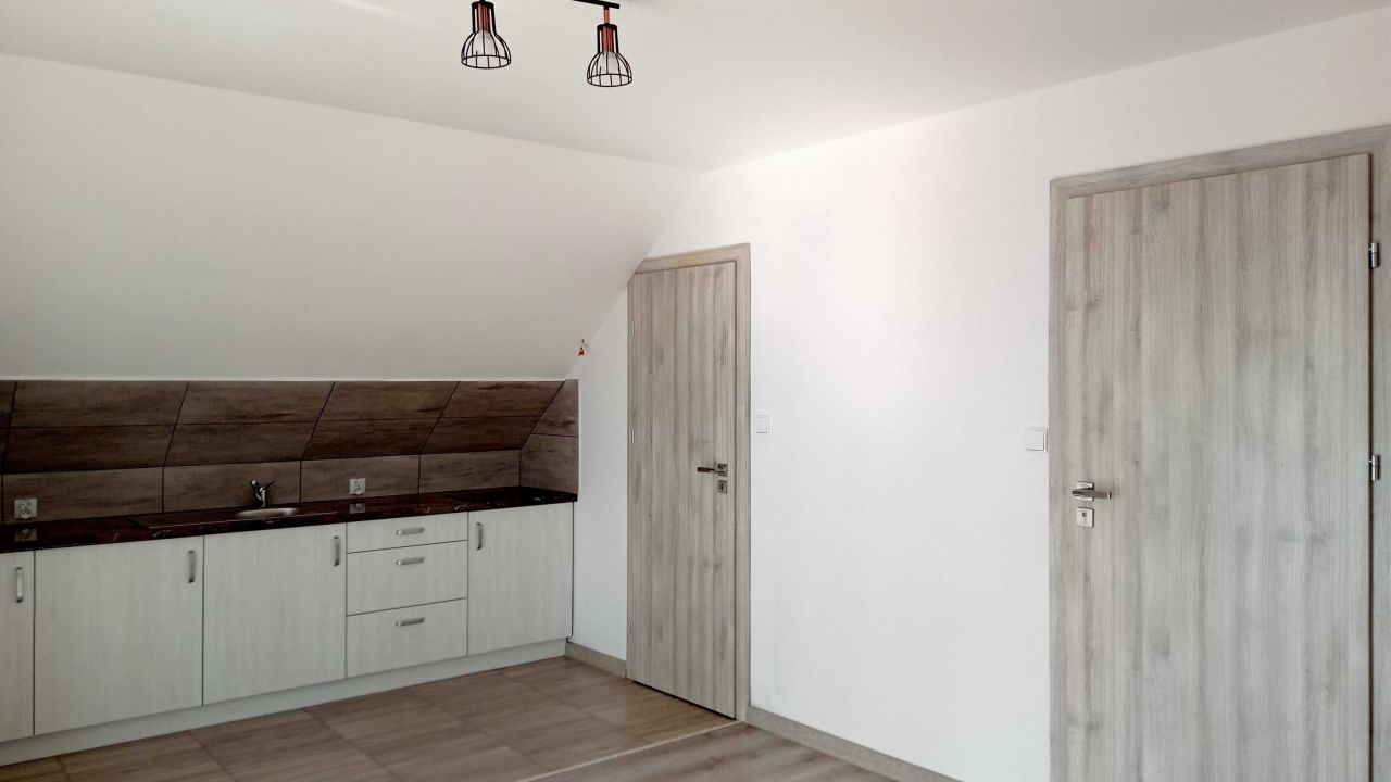 Mieszkanie 1-pokojowe Robakowo. Zdjęcie 4