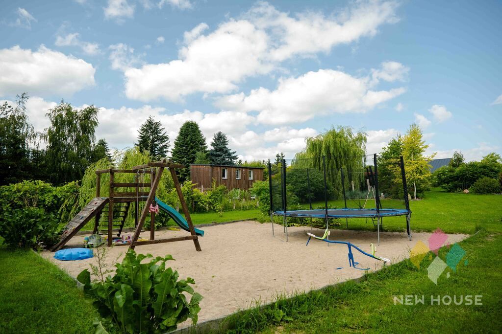 dom wolnostojący, 12 pokoi Nawiady. Zdjęcie 14