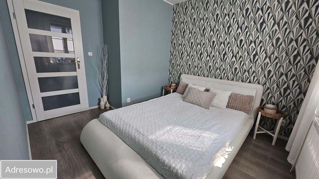 bliźniak, 7 pokoi Książenice. Zdjęcie 12