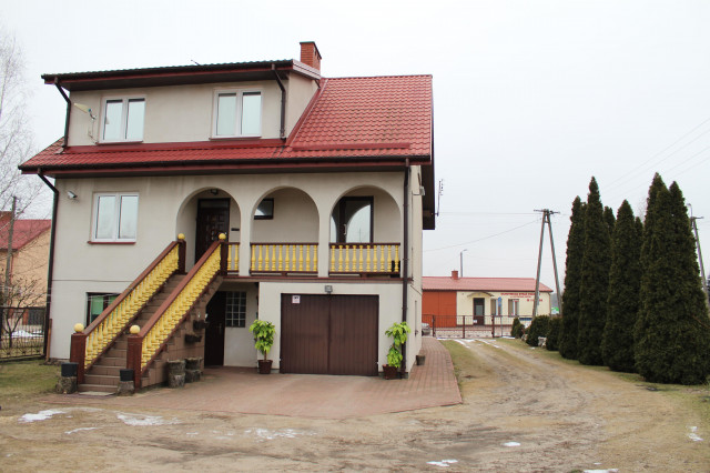 dom wolnostojący, 5 pokoi Lucynów Duży, ul. Jana Kochanowskiego. Zdjęcie 1