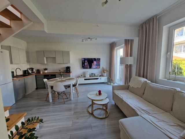 bliźniak, 5 pokoi Kobyłka Mareta. Zdjęcie 3