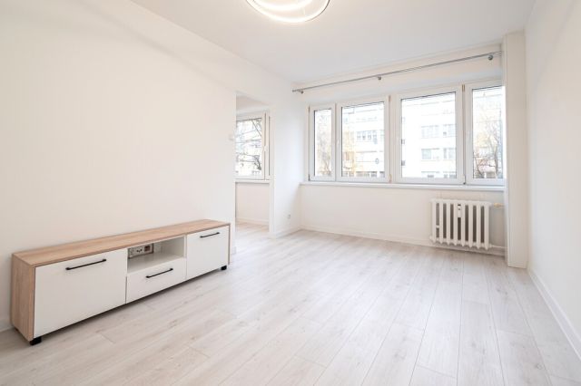 Mieszkanie 2-pokojowe Kalisz, ul. Serbinowska. Zdjęcie 2