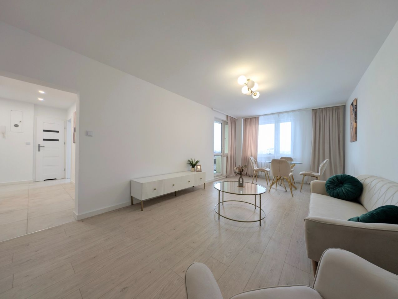 Mieszkanie 3-pokojowe Zamość Zamojskiego, ul. Prymasa Stefana Wyszyńskiego. Zdjęcie 4