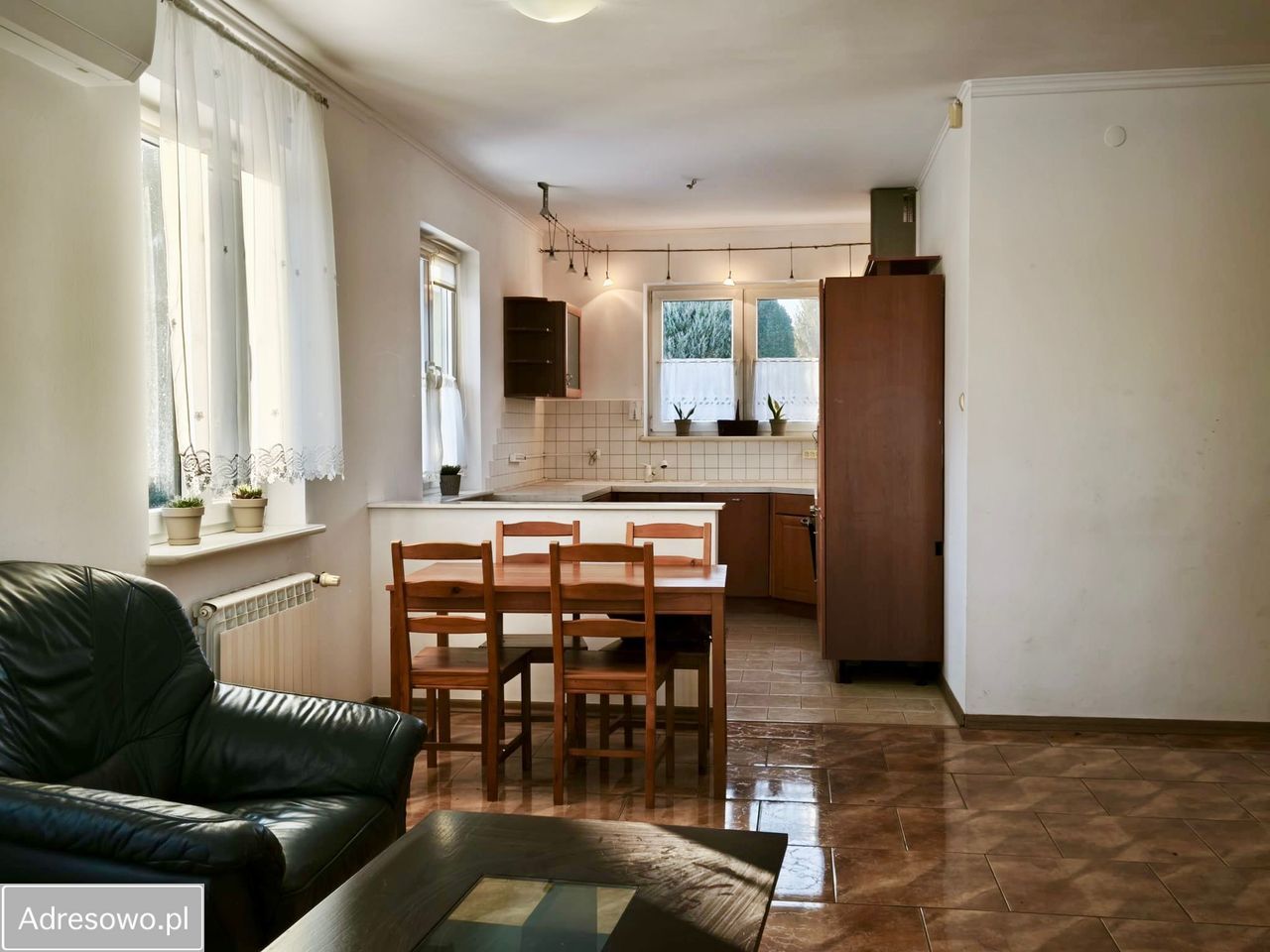 dom wolnostojący, 4 pokoje Rusiec. Zdjęcie 2