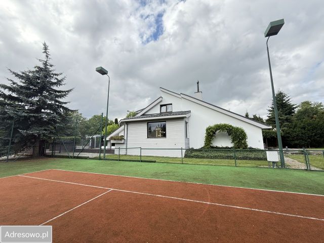 dom wolnostojący, 7 pokoi Turek, ul. Zdrojki Prawe. Zdjęcie 1