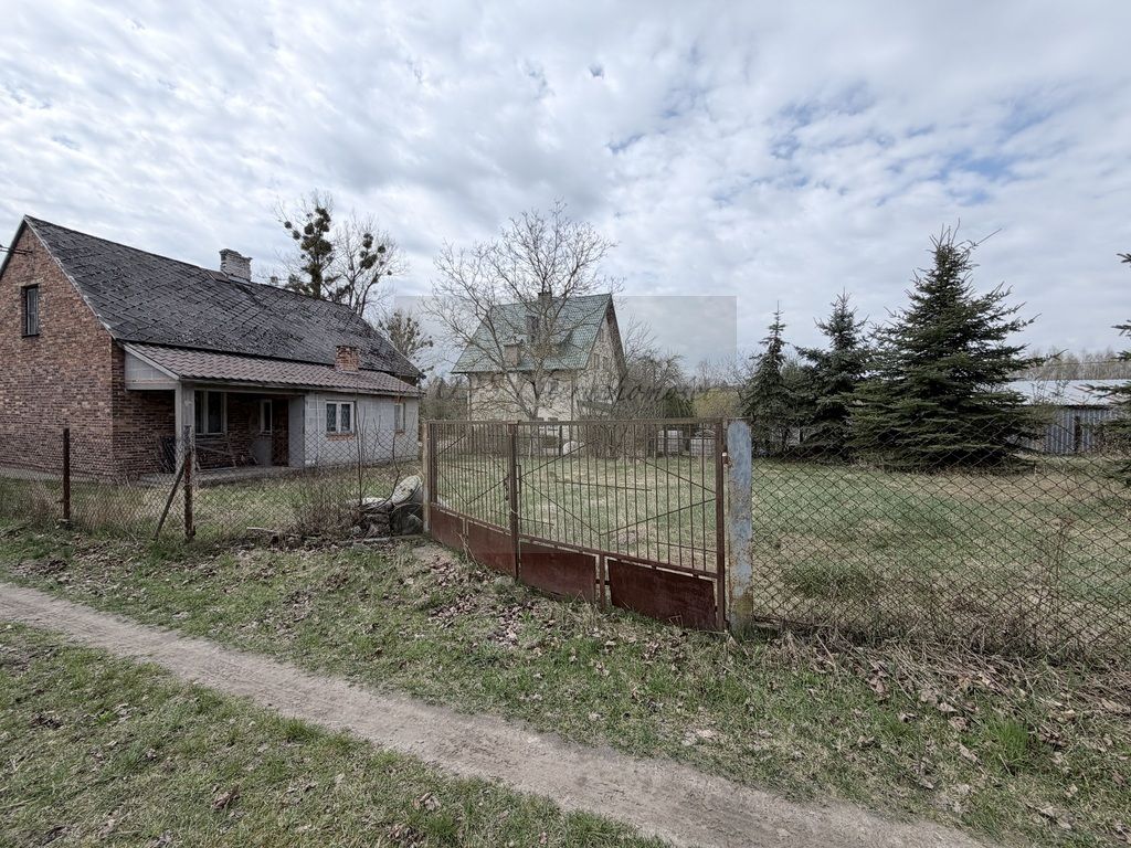 dom wolnostojący, 2 pokoje Lasek. Zdjęcie 13