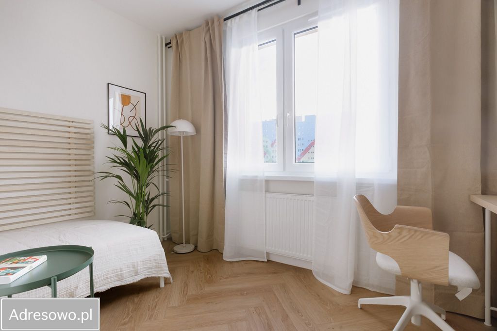 Mieszkanie 2-pokojowe Kraków Bieżanów, ul. ks. Piotra Ściegiennego. Zdjęcie 4