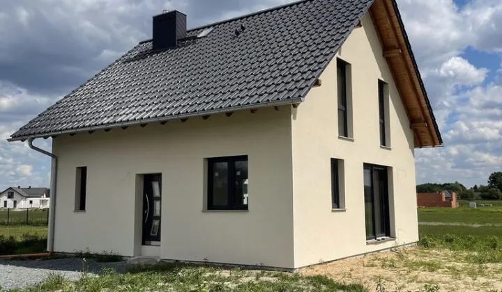 dom wolnostojący, 5 pokoi Opole Czarnowąsy, ul. Studzienna