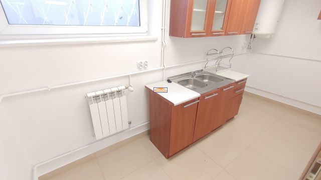 Lokal Kraków Zwierzyniec, ul. Królowej Jadwigi. Zdjęcie 5