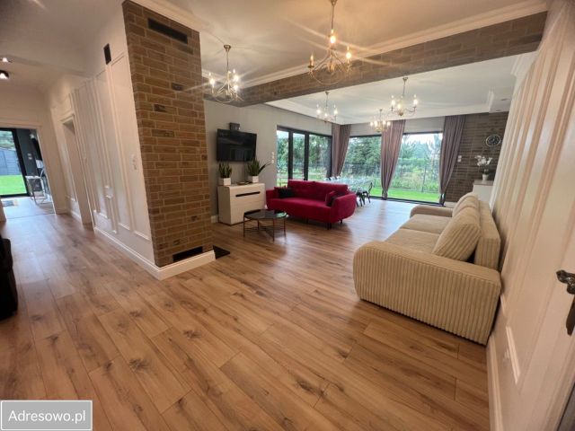 dom wolnostojący, 5 pokoi Nowizna, ul. Wąska. Zdjęcie 8