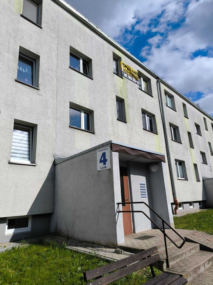 Mieszkanie 3-pokojowe Łask, ul. Macieja Józefa Kononowicza. Zdjęcie 1