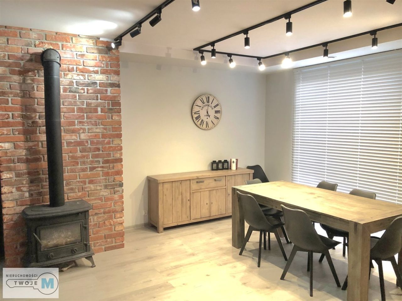 dom wolnostojący, 4 pokoje Oblęgór. Zdjęcie 2