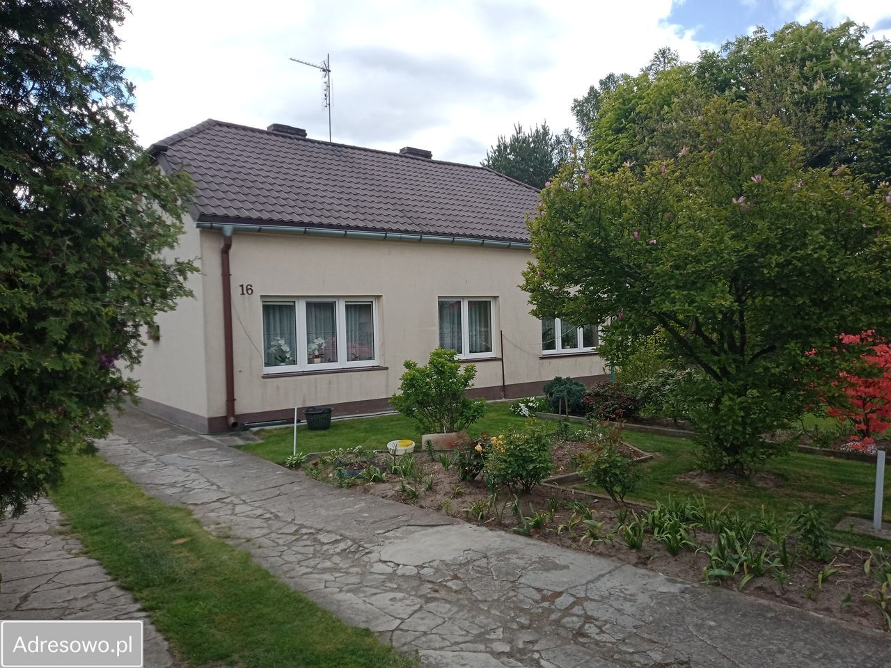 dom wolnostojący, 7 pokoi Sochaczew, ul. Powstańców Warszawy